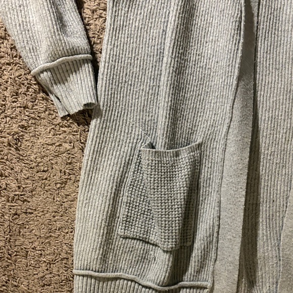 Light Gray Open-Front Ribbed Women's Cardigan Sweater - Picture 2 of 4